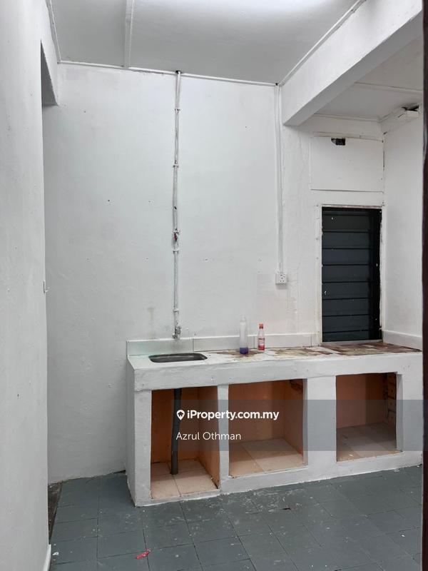1-storey Terraced House for Sale in Taman Desa Rhu, Sikamat by Azrul Othman - iProperty.com.my