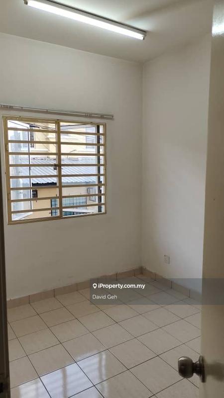 Rumah Berangkai 2 Tingkat untuk Dijual di kjtqa, Seri Kembangan oleh David Geh - iProperty.com.my