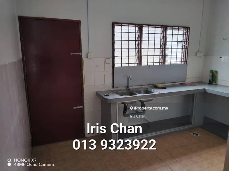 1-storey Terraced House for Sale in Kampung Batu 6, Kuantan by Iris Chan - iProperty.com.my