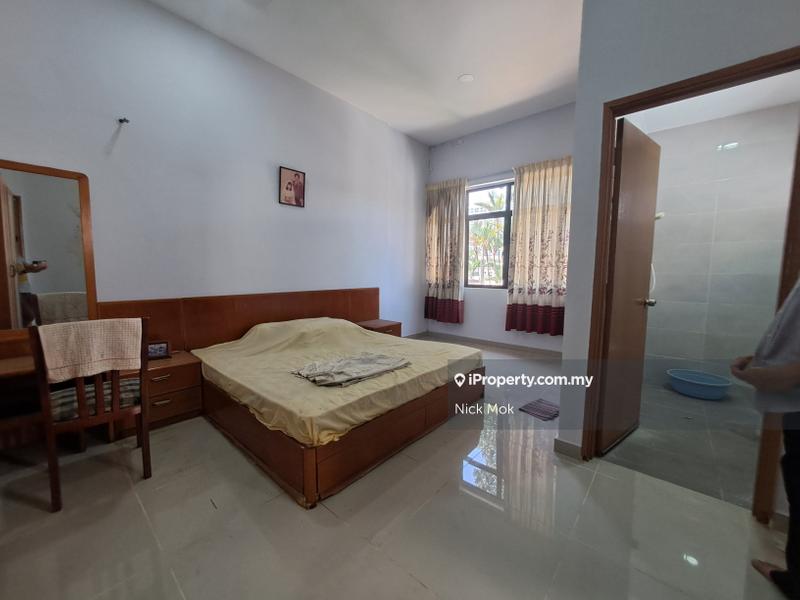 Rumah Teres 2-Tingkat untuk Dijual di Taman Mayang, Petaling Jaya oleh Nick Mok - iProperty.com.my