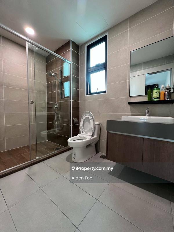 Kondominium untuk Disewa di Hillcrest Heights oleh Aiden Foo - Bathroom - iProperty.com.my