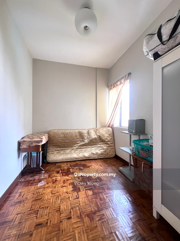 Pangsapuri untuk Dijual di Pandan Court oleh Vickky Wong - iProperty.com.my