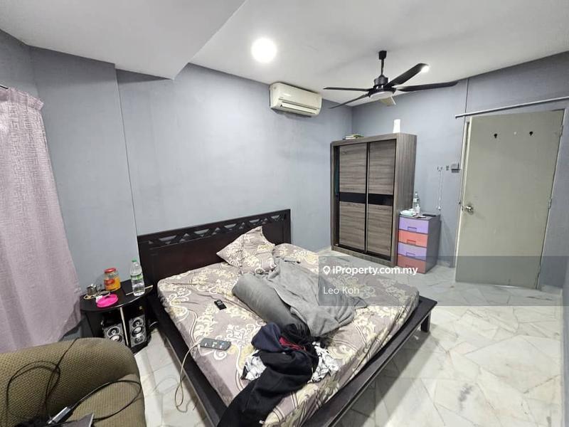 1.5-storey Terraced House for Sale in Taman Bukit Kuchai, Bandar Kinrara by Leo Koh - iProperty.com.my