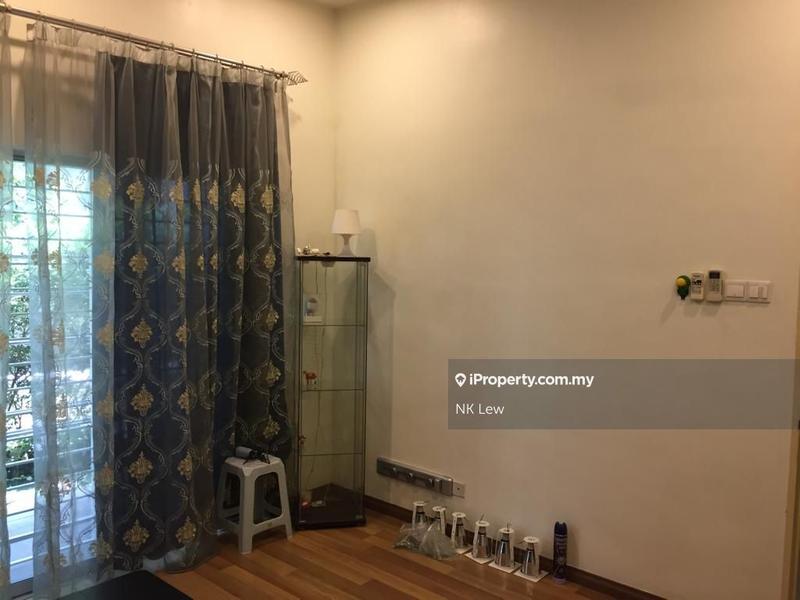Kondominium untuk Dijual di Bayan Villa, Seri Kembangan oleh NK Lew - iProperty.com.my