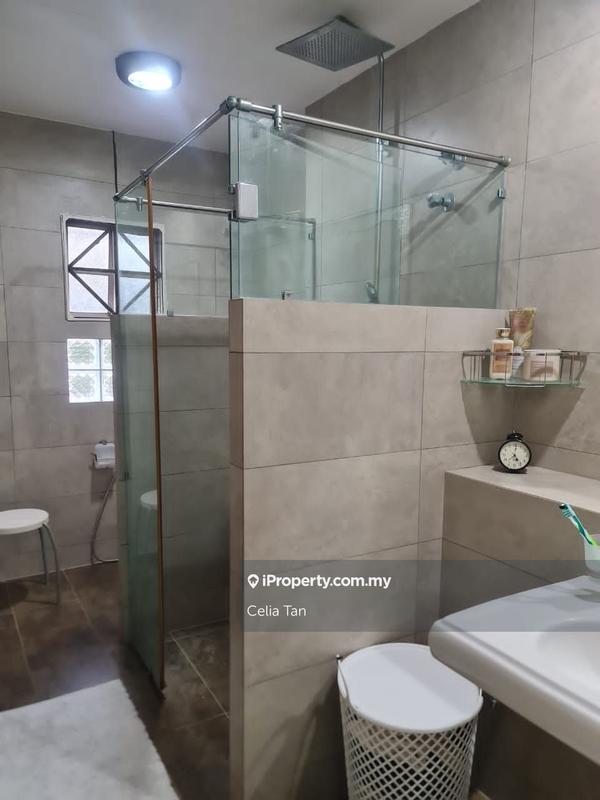 Rumah Berangkai 2 Tingkat untuk Dijual di Usj 11, Subang Jaya oleh Celia Tan - iProperty.com.my