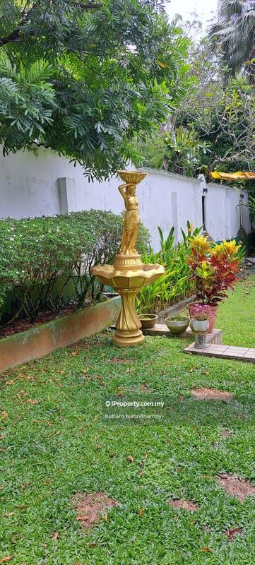 Bungalow House for Sale in Petaling Jaya, Selangor by Kuham Nannithamby - iProperty.com.my