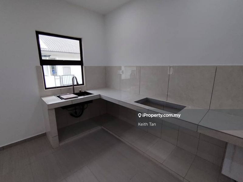 1-storey Terraced House for Sale in Taman Ayer Keroh Height, Ayer Keroh by Keith Tan - iProperty.com.my