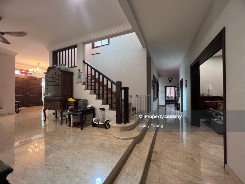 Bungalow House for Sale in Bukit Gita Bayu, Seri Kembangan by Stacy Young - iProperty.com.my