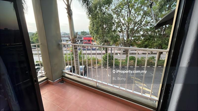 Pangsapuri untuk Dijual di Pangsapuri Bukit Beruang Permai oleh BL Bong - iProperty.com.my