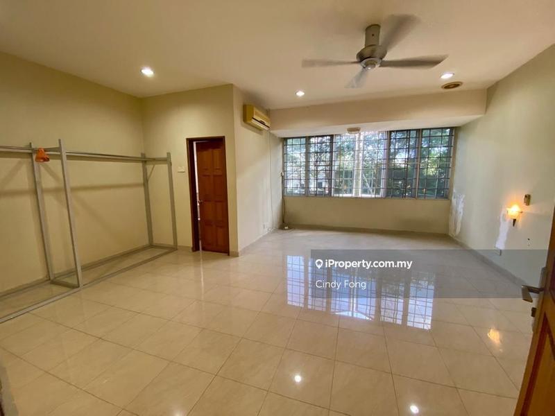 Rumah Berkembar untuk Dijual di Kelana Jaya, Petaling Jaya oleh Cindy Fong - iProperty.com.my