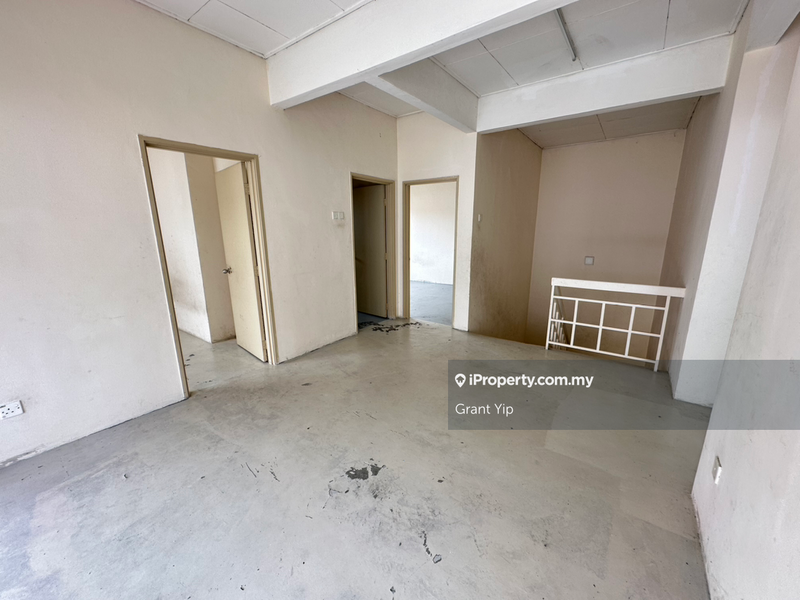 Rumah Berkembar untuk Dijual di Taman Puncak Jalil, Seri Kembangan oleh Grant Yip - iProperty.com.my