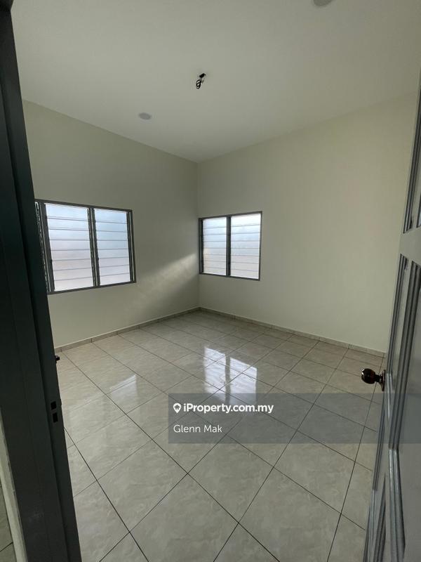 Rumah Berangkai 1 Tingkat untuk Dijual di Taman Muar, Muar oleh Glenn Mak - iProperty.com.my
