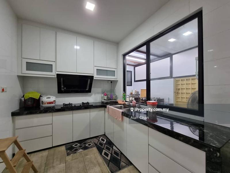 3-storey Terraced House for Sale in 16 Sierra, Puchong by Alan Chan - iProperty.com.my