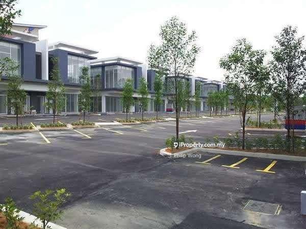 Shop / Office untuk Disewa di Taman Equine, Seri Kembangan oleh Philip Wong - iProperty.com.my