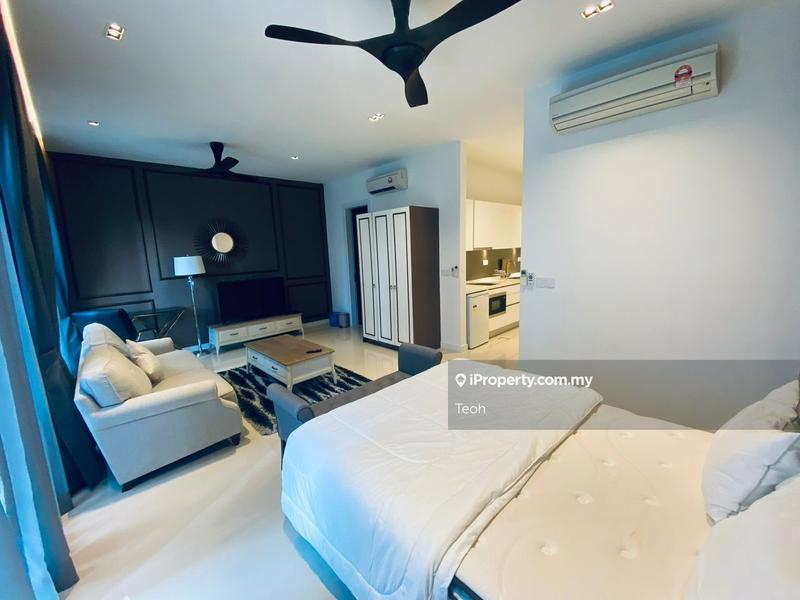 For Rent - Pavilion Hilltop