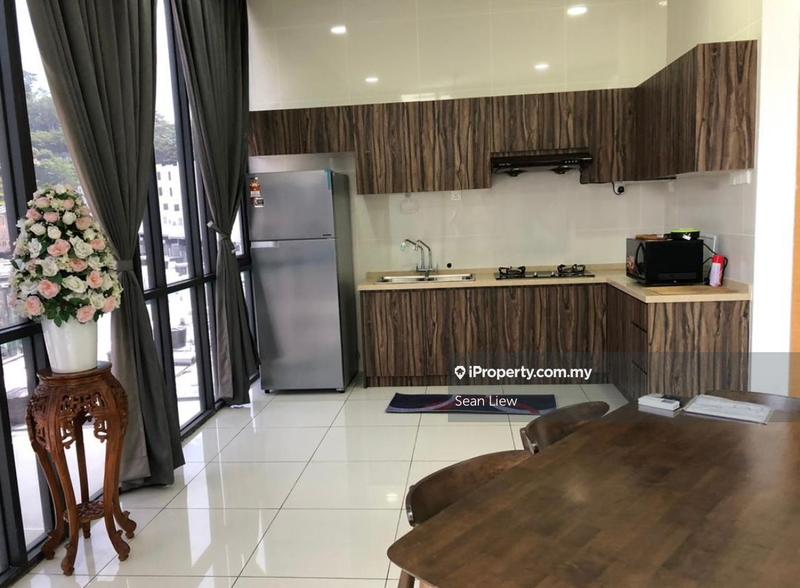 Rumah Berangkai 4 Tingkat untuk Disewa di Empire Residence, Damansara Perdana oleh Sean Liew - iProperty.com.my