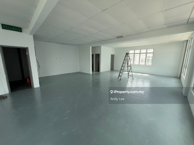 Shop / Office untuk Disewa di Taman Cahaya Alam, Shah Alam oleh Andy Lee - iProperty.com.my