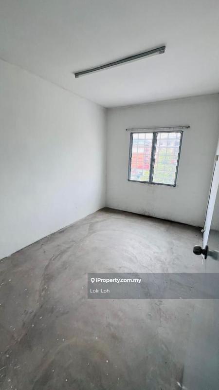 Rumah Flat untuk Dijual di Pangsapuri Sri Meranti oleh Loki Loh - iProperty.com.my