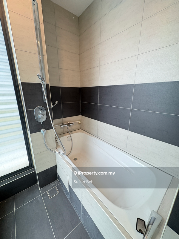 Bungalow House for Sale in The Light Collection 3 Storey Water Villa For Sale, Gelugor by Suzan Beh - iProperty.com.my