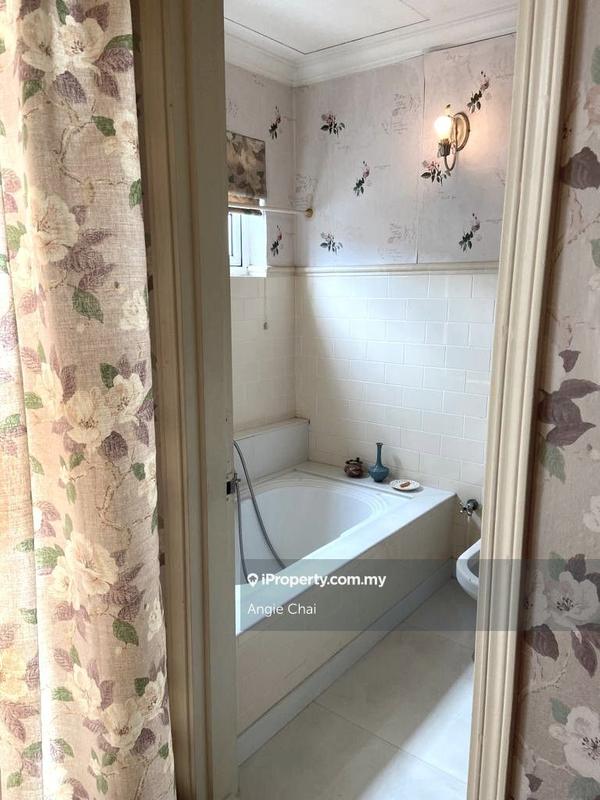 Townhouse for Sale in Sunway Damansara, Kota Damansara by Angie Chai - iProperty.com.my