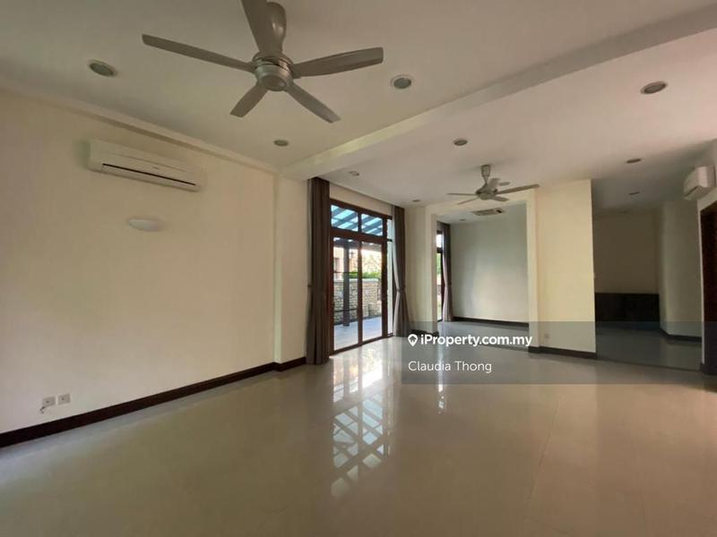 Rumah Berkembar untuk Dijual di 2uj8d, Batu oleh Claudia Thong - iProperty.com.my