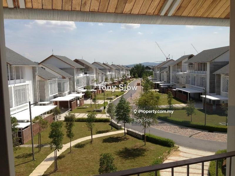 Bungalow House for Sale in Seri Pilmoor, Ara Damansara by Tony Siow - iProperty.com.my