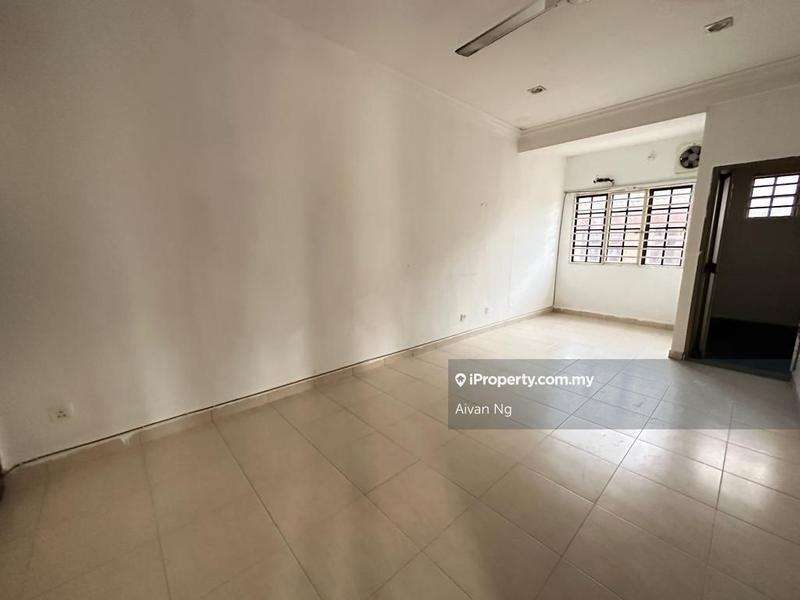 Rumah Teres 2-Tingkat untuk Dijual di Sungai Long, Bandar Sungai Long oleh Aivan Ng - iProperty.com.my