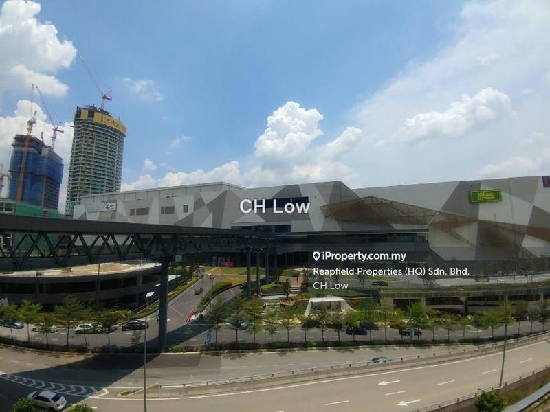 Service Residence for Sale in i-Suite @ i-City by CH Low - iProperty.com.my