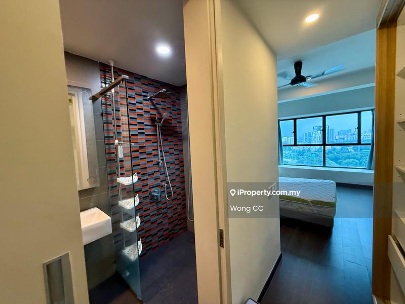 Service Residence for Rent in The Leafz @ Dedaun by Wong CC - Master Bathroom - iProperty.com.my