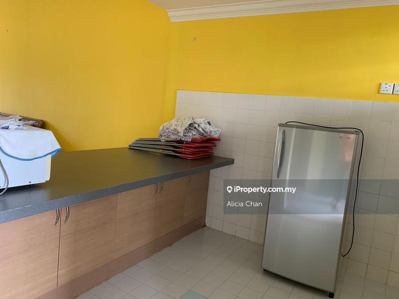 Apartment for Sale in PD Marina World Resort by Alicia Chan - iProperty.com.my