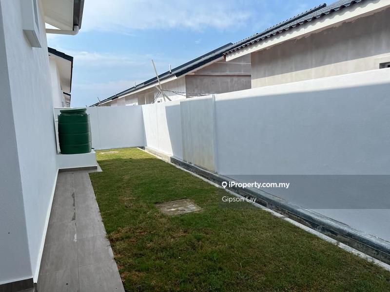 Rumah Berkembar untuk Dijual di Taman Bukit Perdana, Kluang oleh Gipson Lay - iProperty.com.my