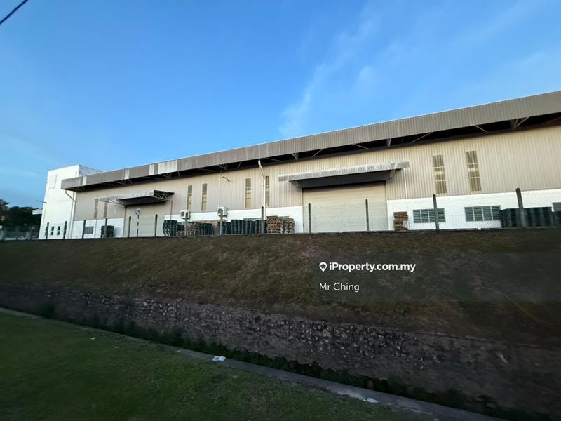 For Rent - 2 Acre Warehouse Factory Office Kawasan Perusahaan Senawang Seremban