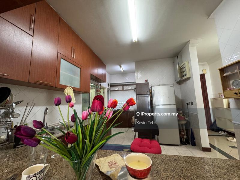 For Sale - La Grande Kiara