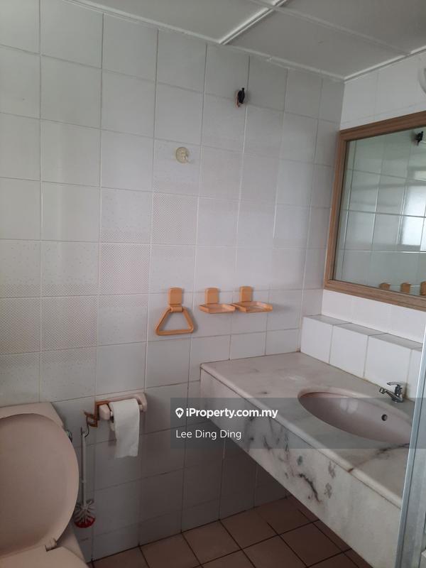 Condominium for Rent in Bukit Desa Condominium by Lee Ding Ding - iProperty.com.my