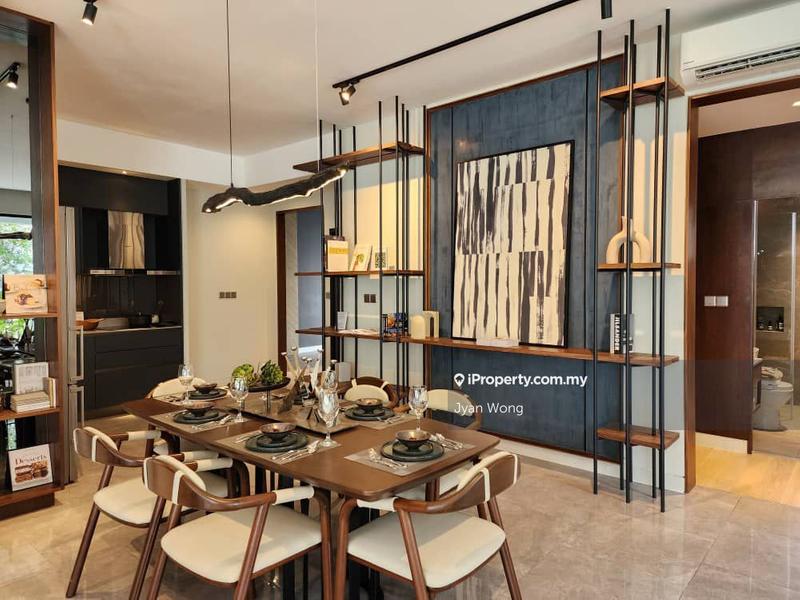 For Sale - The Lantern