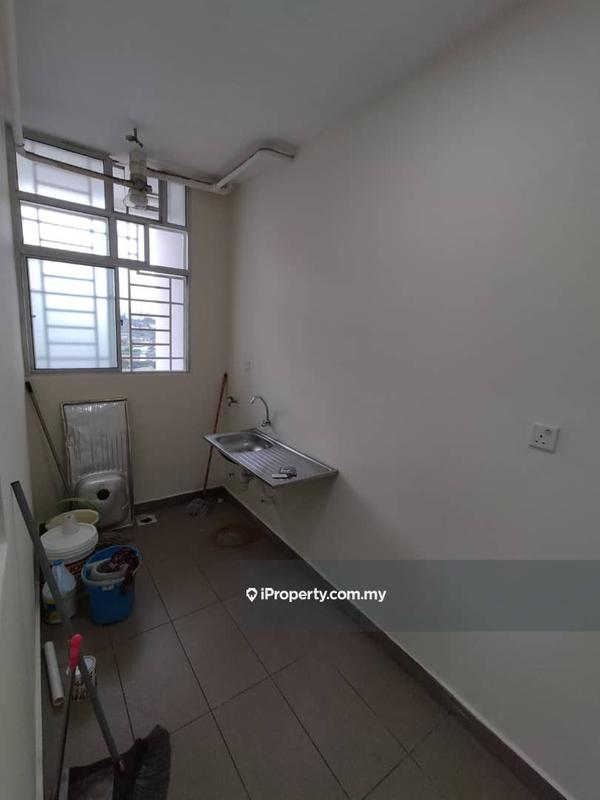 Service Residence for Sale in Platinum Lake PV 21 by Luis Looi - iProperty.com.my