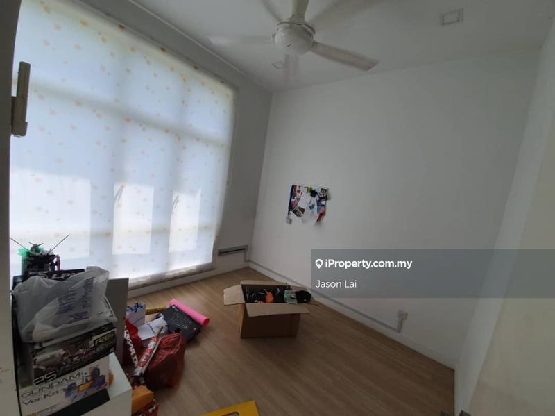 For Sale - Damansara Foresta