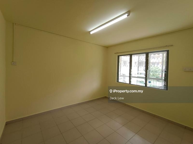 Rumah Pangsa untuk Dijual di Seksyen 4 Wangsa Maju Flat oleh Jack Lew - iProperty.com.my