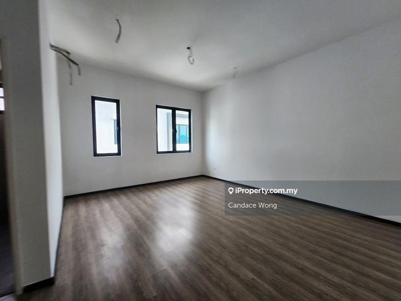 Rumah Berkembar untuk Dijual di Taman Villa Perdana, Kajang oleh Candace Wong - iProperty.com.my