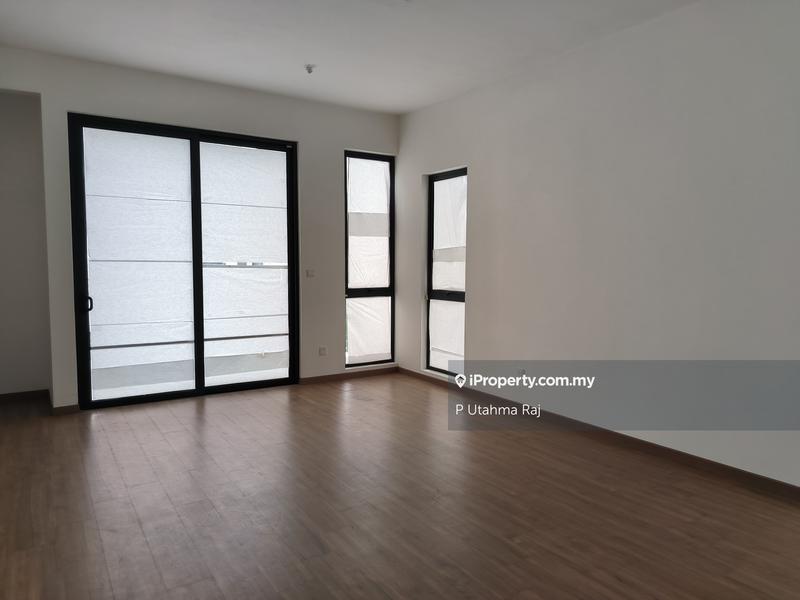 3-storey Terraced House for Sale in Telok Panglima Garang, Selangor by P Utahma Raj - iProperty.com.my