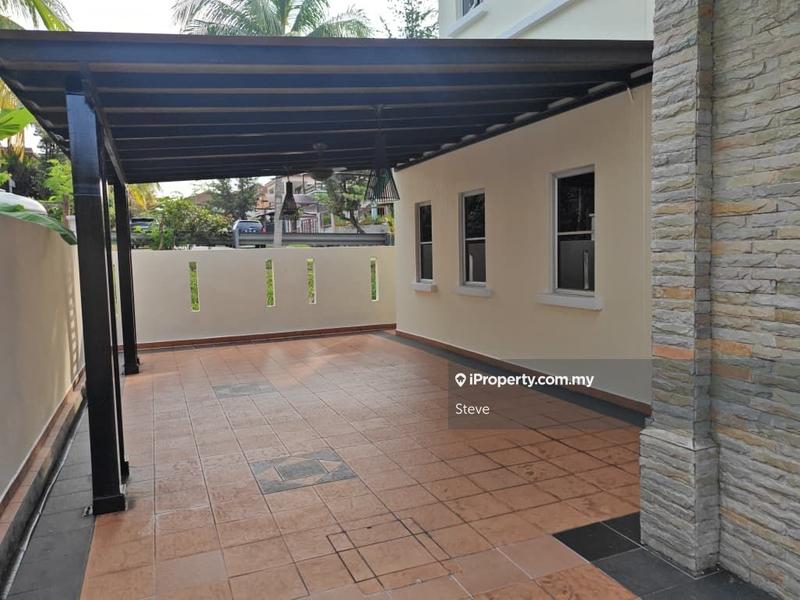 Semi-Detached House for Sale in Bandar Putra Permai, Seri Kembangan by Steve - iProperty.com.my