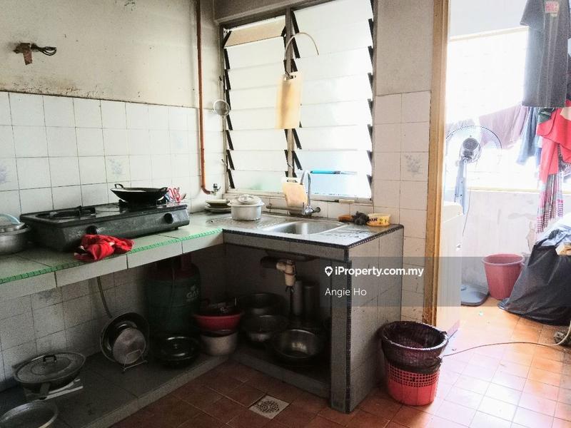 For Sale - Putra Court