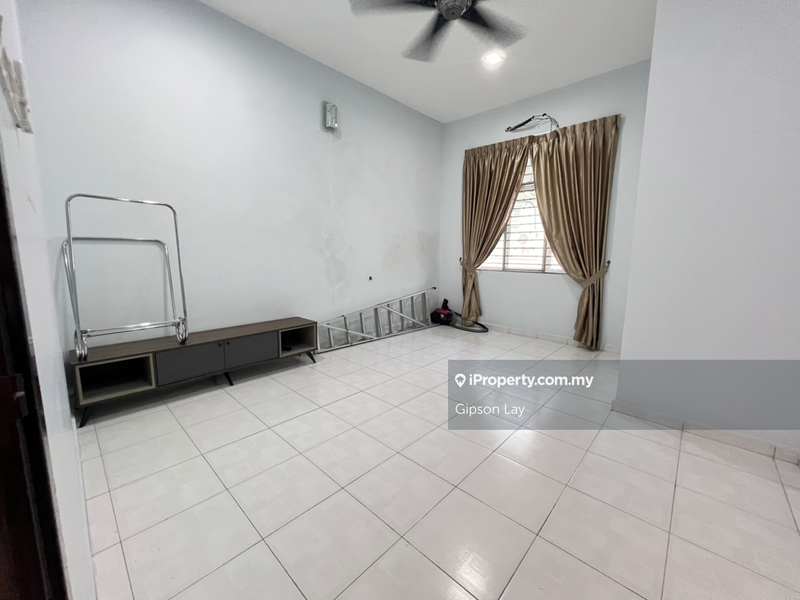 Rumah Teres 2-Tingkat untuk Dijual di Taman Sutera Indah, Kluang oleh Gipson Lay - iProperty.com.my