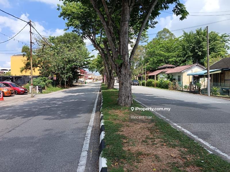 Kedai untuk Dijual di Pekan Lumut, Lumut oleh Vincent Har - iProperty.com.my