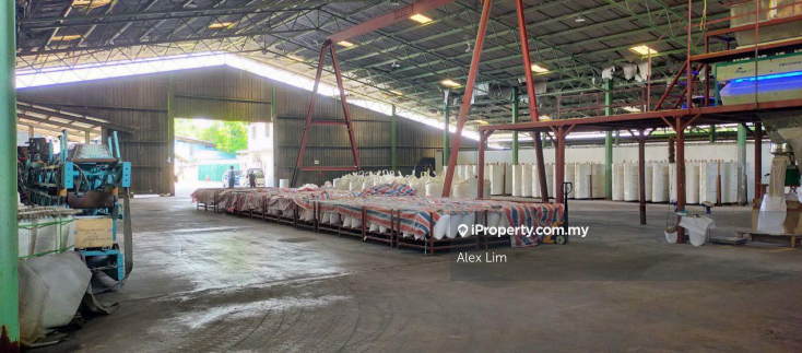 For Rent - 5 Acres Industrial Land with Office & Factory Senawang Industrial Estate For Rent