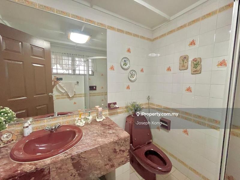 Bungalow House for Sale in jalan athinahapan, Taman Tun Dr Ismail by Joseph Kong - iProperty.com.my