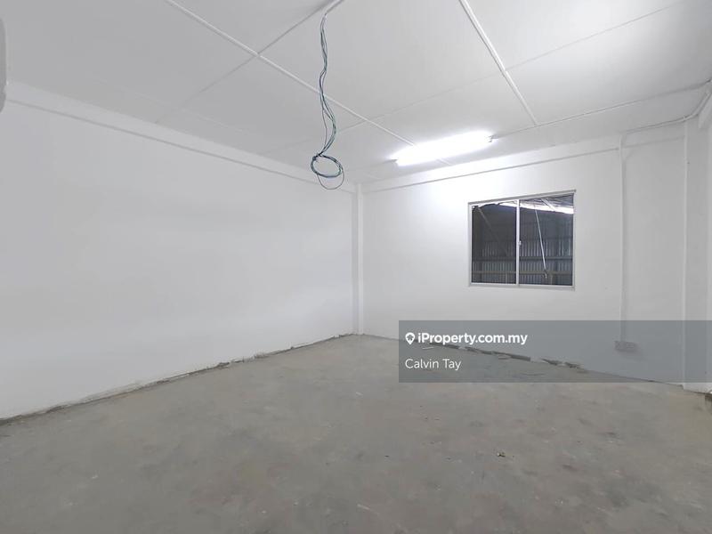 For Sale - 2 Storey Semi D Industrial Warehouse at Pending Industrial Estate, Bintawa, Kuching