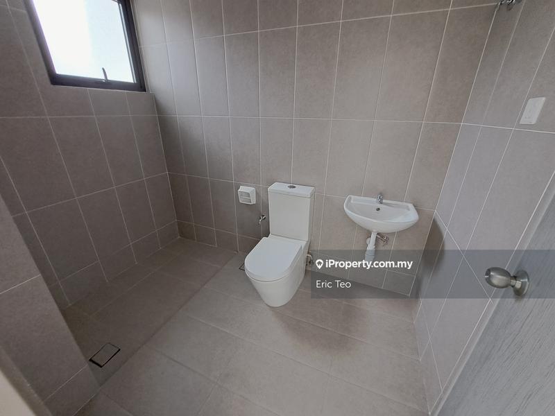 3-storey Terraced House for Sale in Taman Salak Selatan, Salak South by Eric Teo - iProperty.com.my