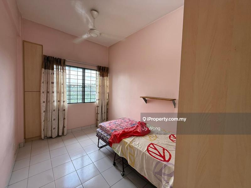 Condominium for Sale in La Vista Condominiums by Jy Wong - iProperty.com.my