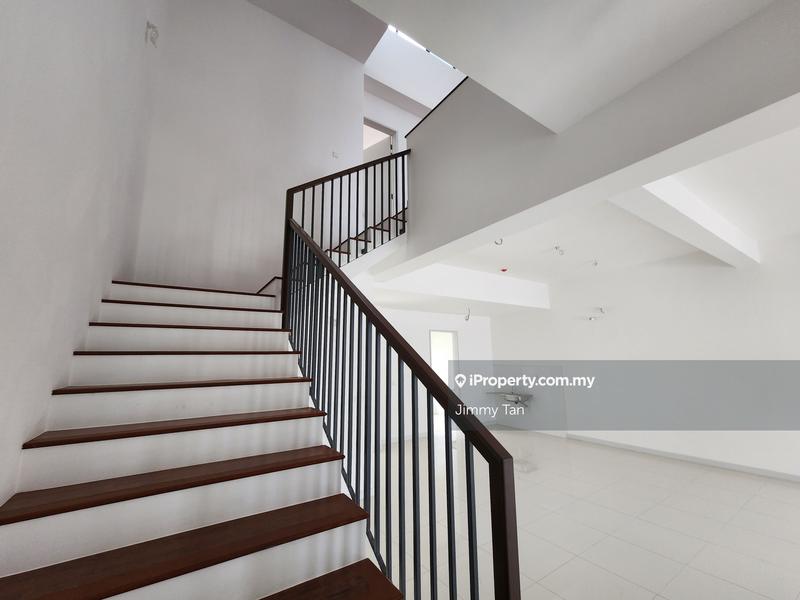 Rumah Berangkai 2 Tingkat untuk Dijual di Sungai Buloh, Selangor oleh Jimmy Tan - iProperty.com.my